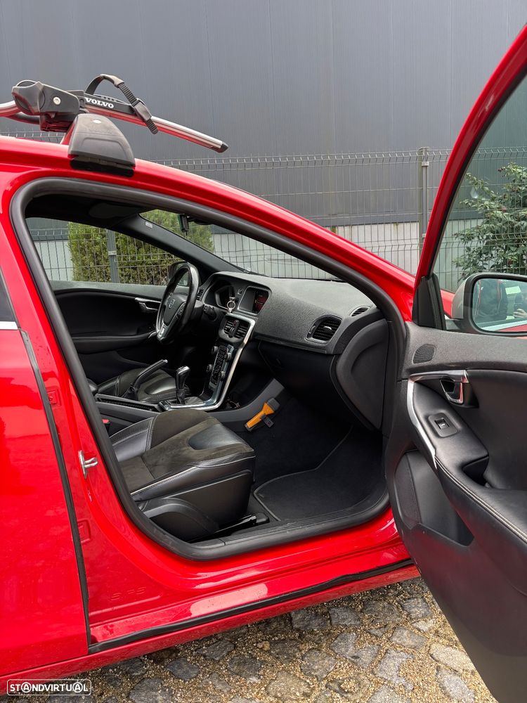 Volvo V40 2.0 D2 R-Design - 5