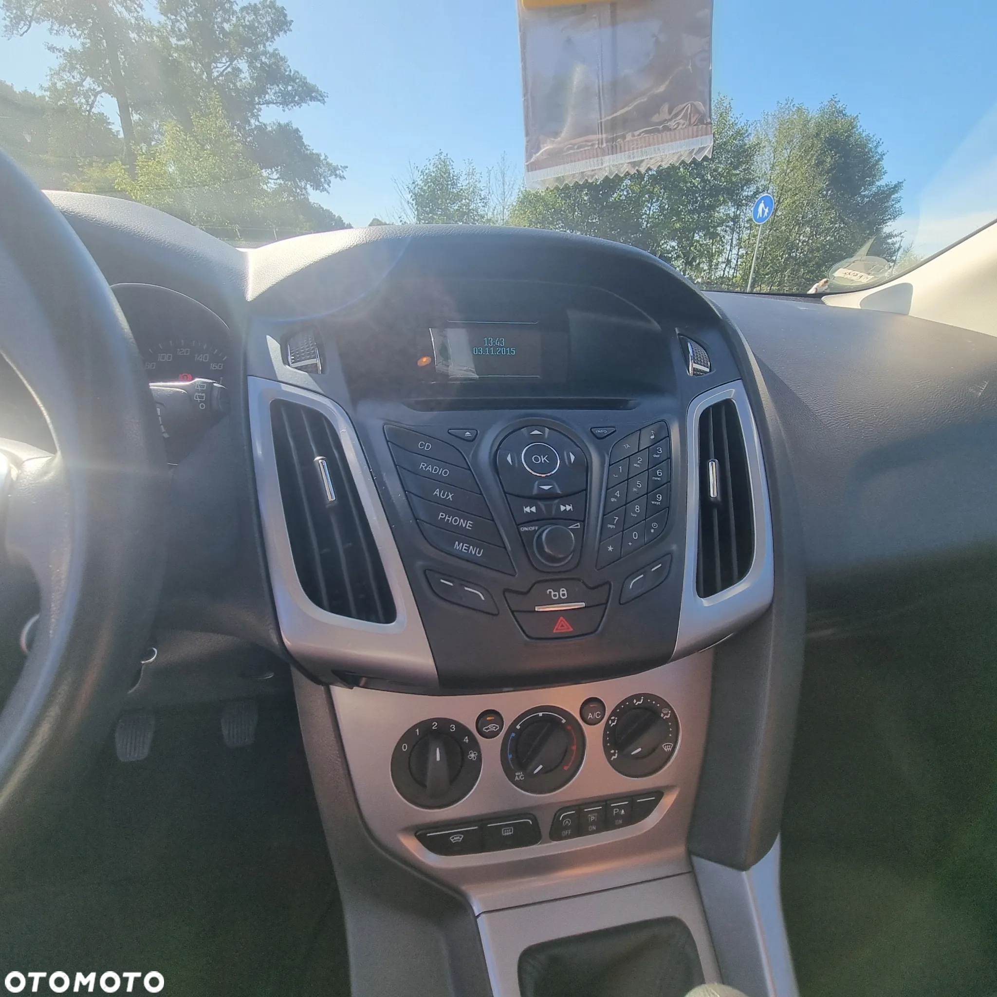 Ford Focus Turnier 1.6 EcoBoost Start-Stopp-System SYNC Edition - 12