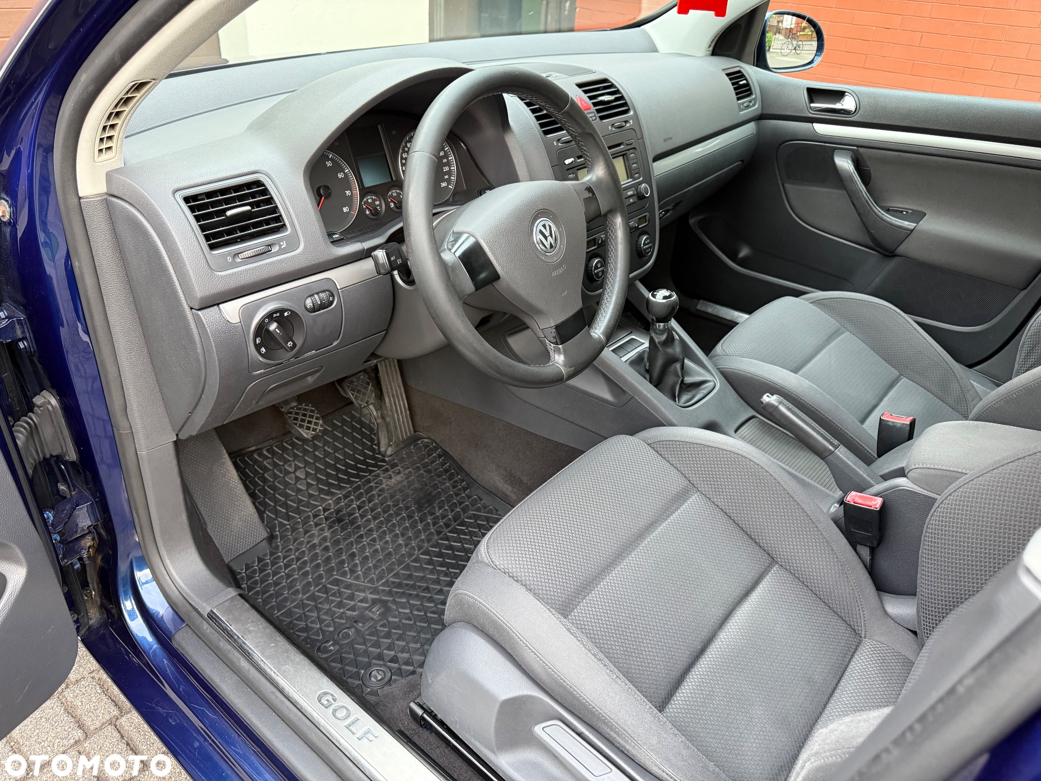 Volkswagen Golf 1.6 Comfortline - 7