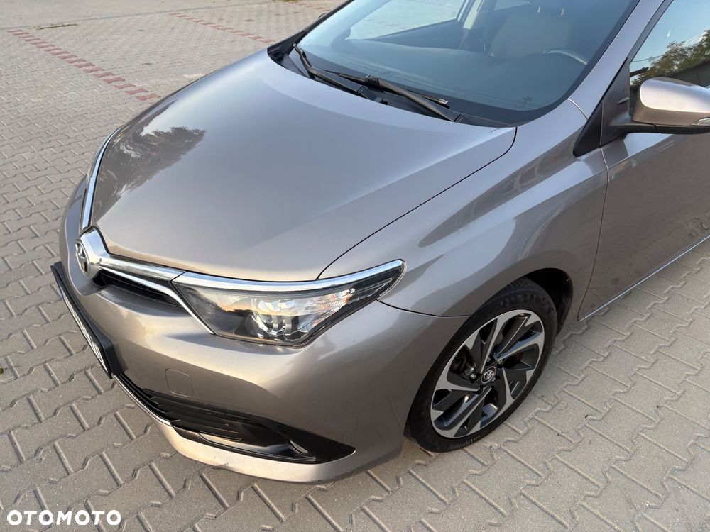 Toyota Auris 1.2 T GPF Premium - 13