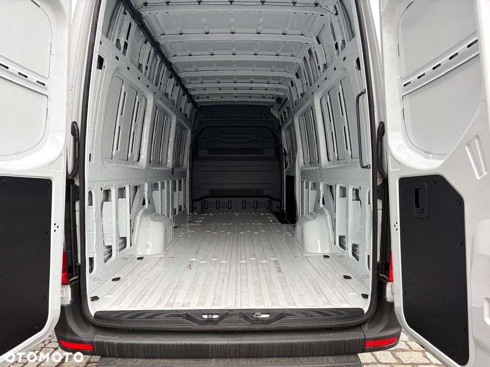 Mercedes-Benz Sprinter L4H2 - 8