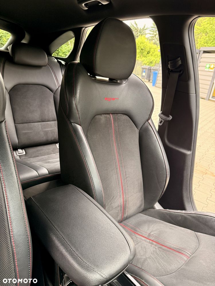 Kia ProCeed 1.6 T-GDI GT DCT - 15