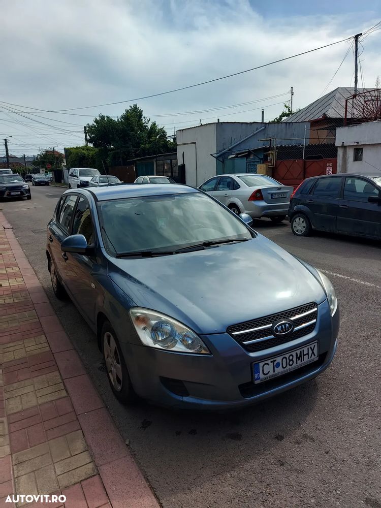 Kia Ceed 1.4 GSL CITY - 1