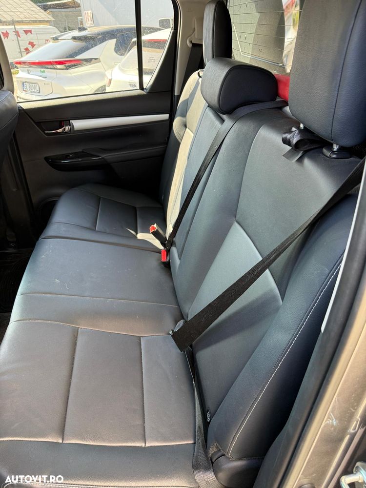 Toyota Hilux 2.4D 150CP 4x4 Double Cab AT Executive - 11