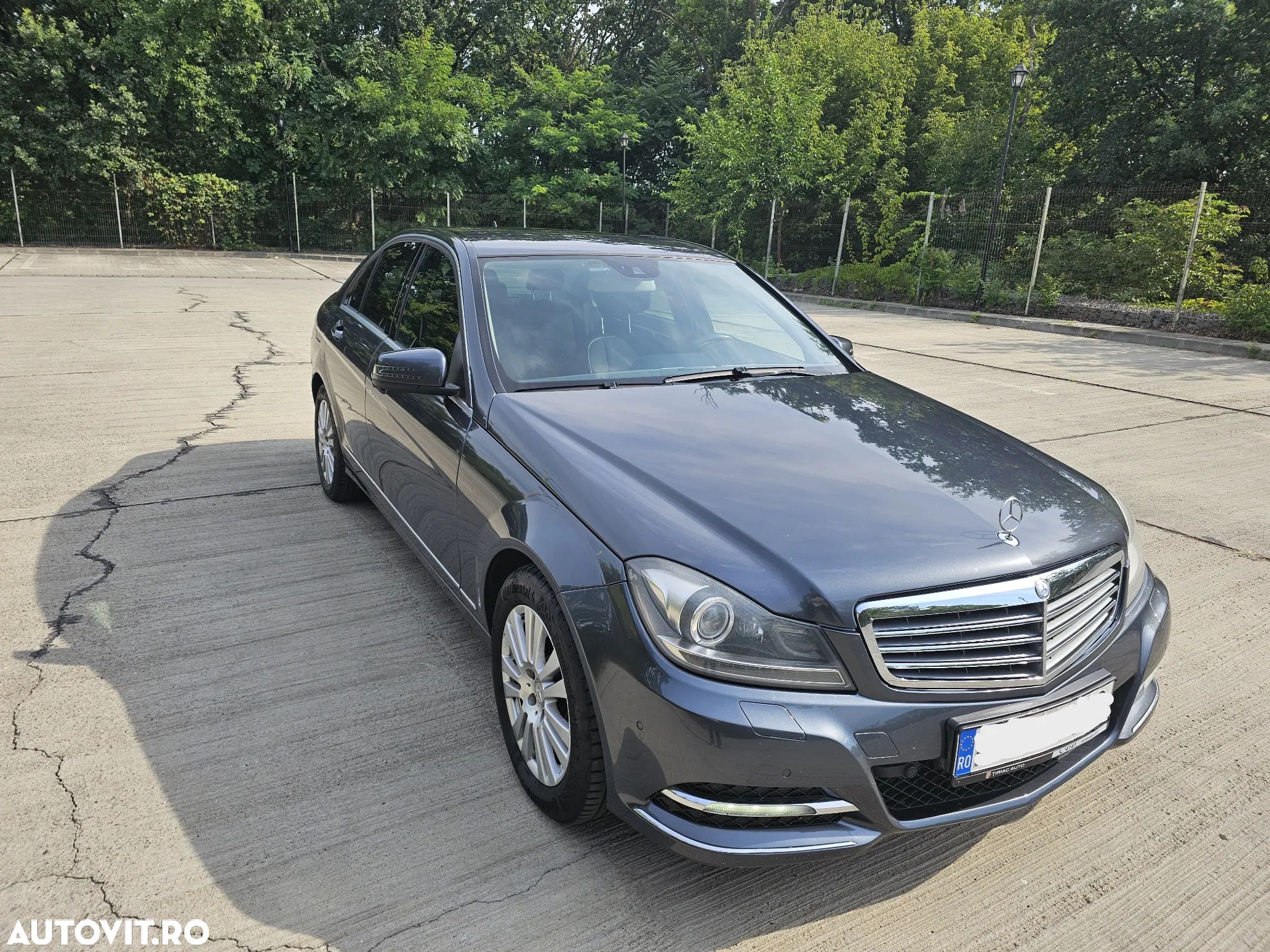 Mercedes-Benz C 220 CDI DPF (BlueEFFICIENCY) 7G-TRONIC Elegance - 1