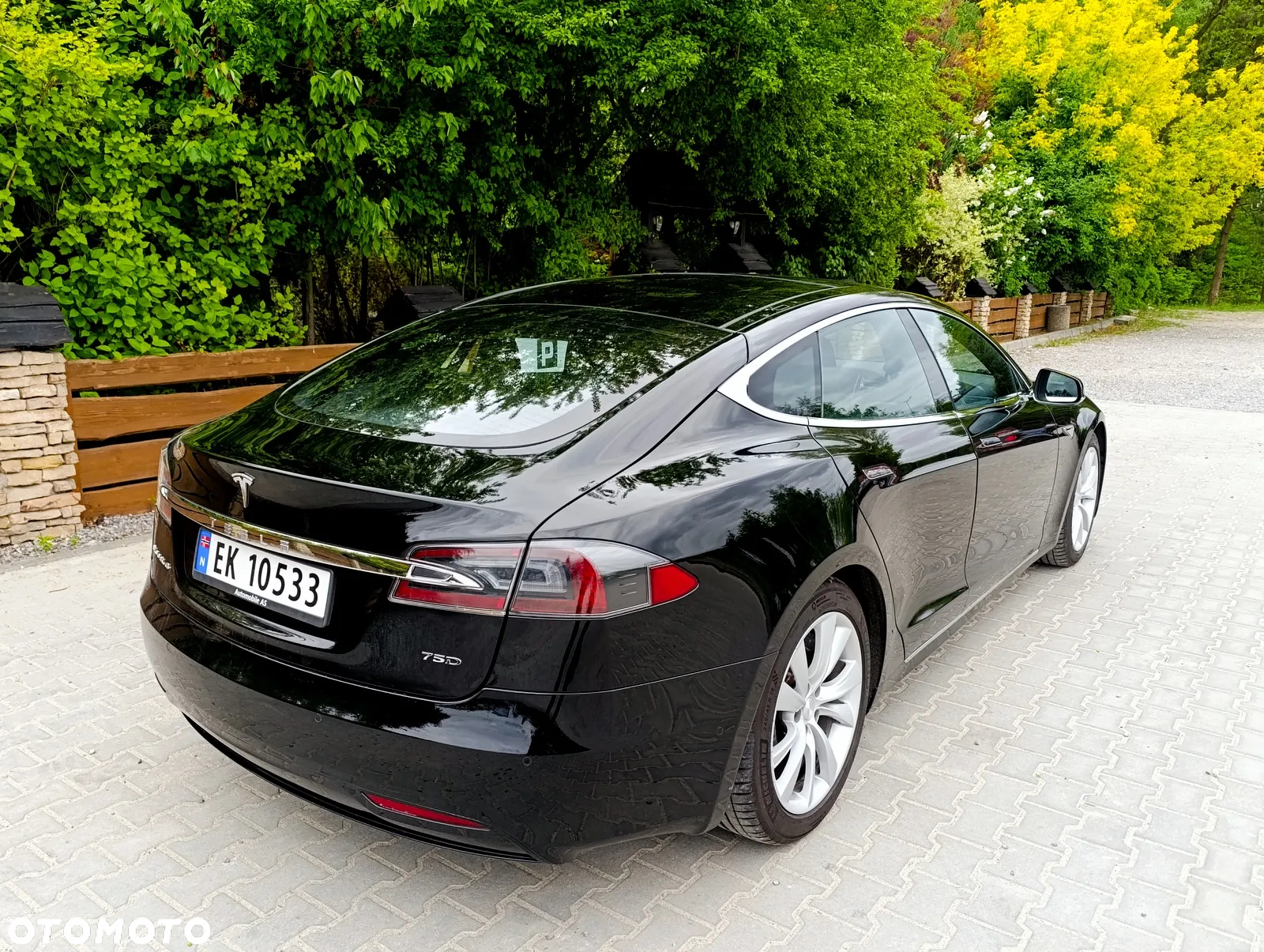 Tesla Model S Long Range Plus - 15