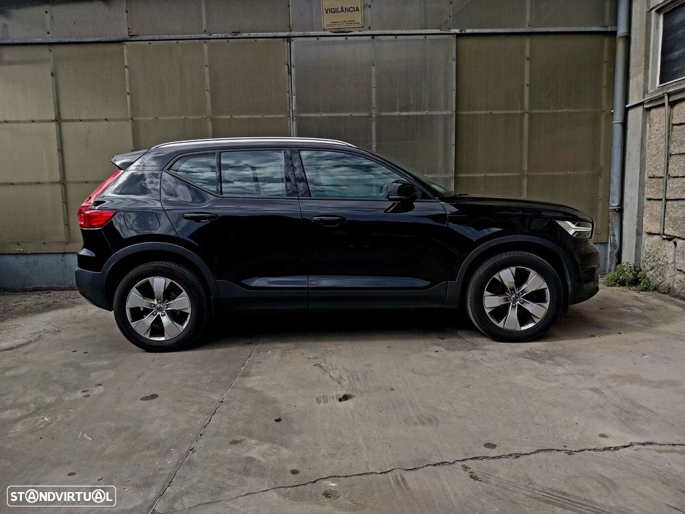 Volvo XC 40 2.0 D3 - 4
