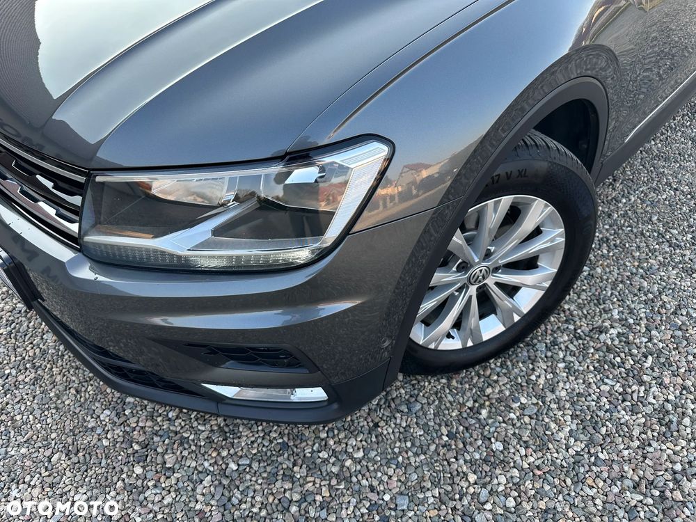 Volkswagen Tiguan - 10