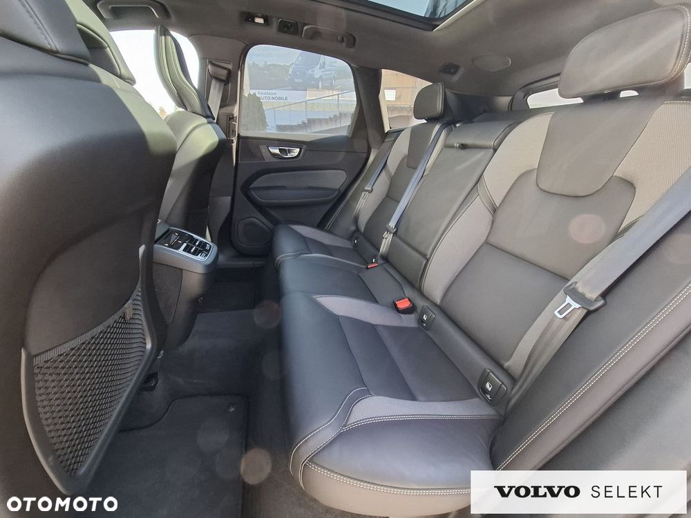 Volvo XC 60 - 12