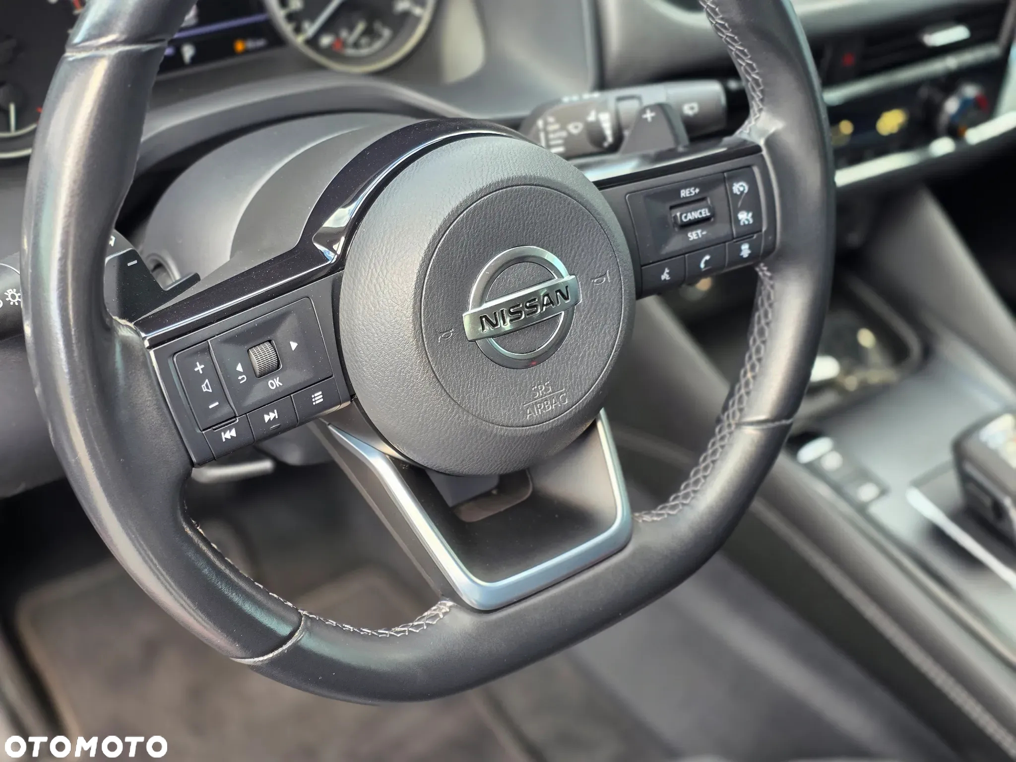Nissan Qashqai 1.3 DIG-T mHEV N-Connecta Xtronic - 14