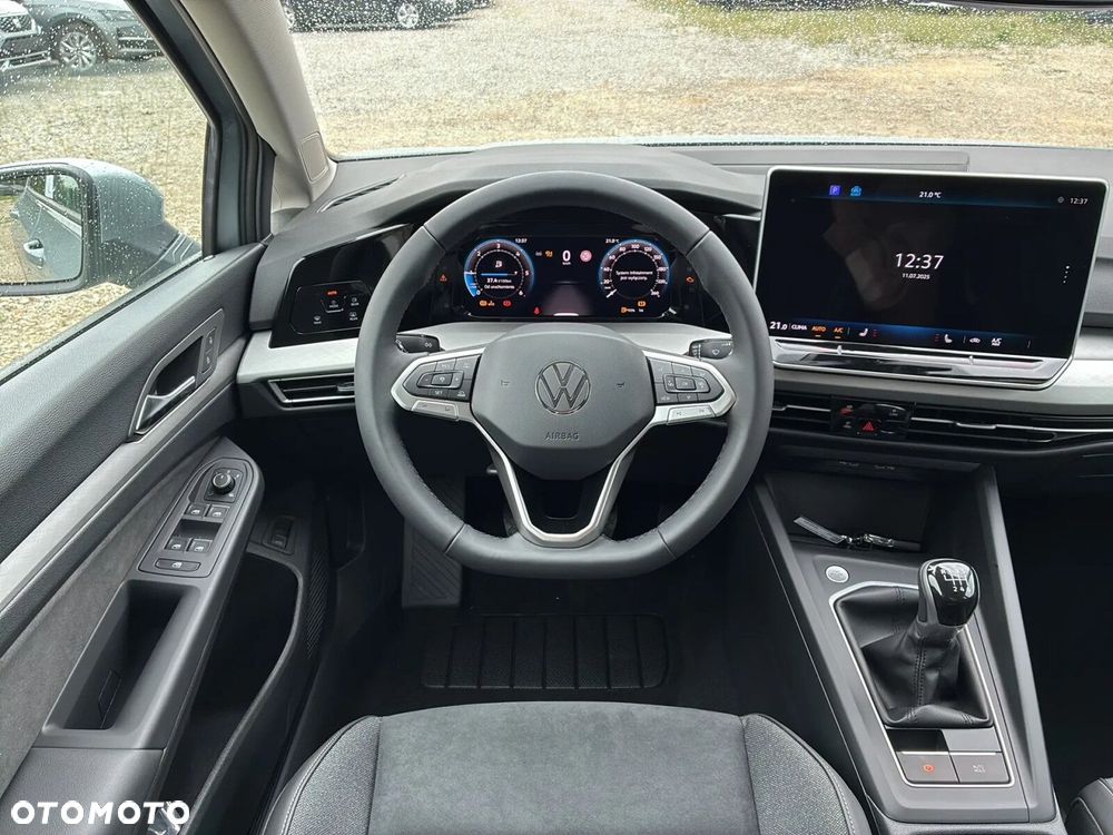 Volkswagen Golf - 13