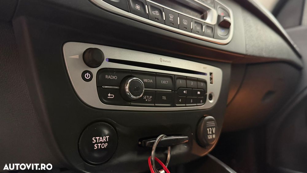 Renault Megane 1.5 dCi Expression - 22