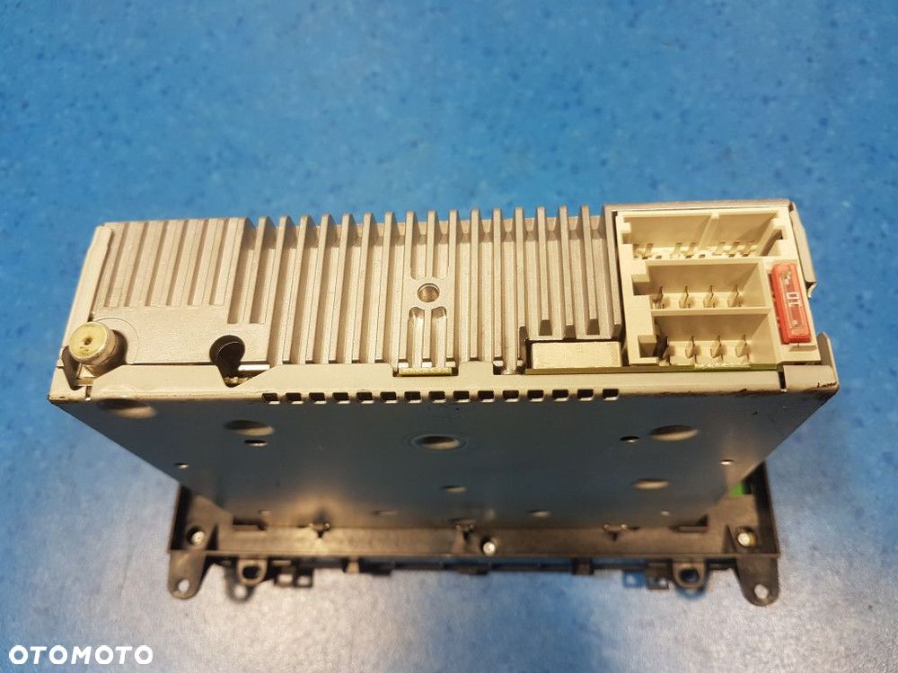 MERCEDES W169 RADIO - 5