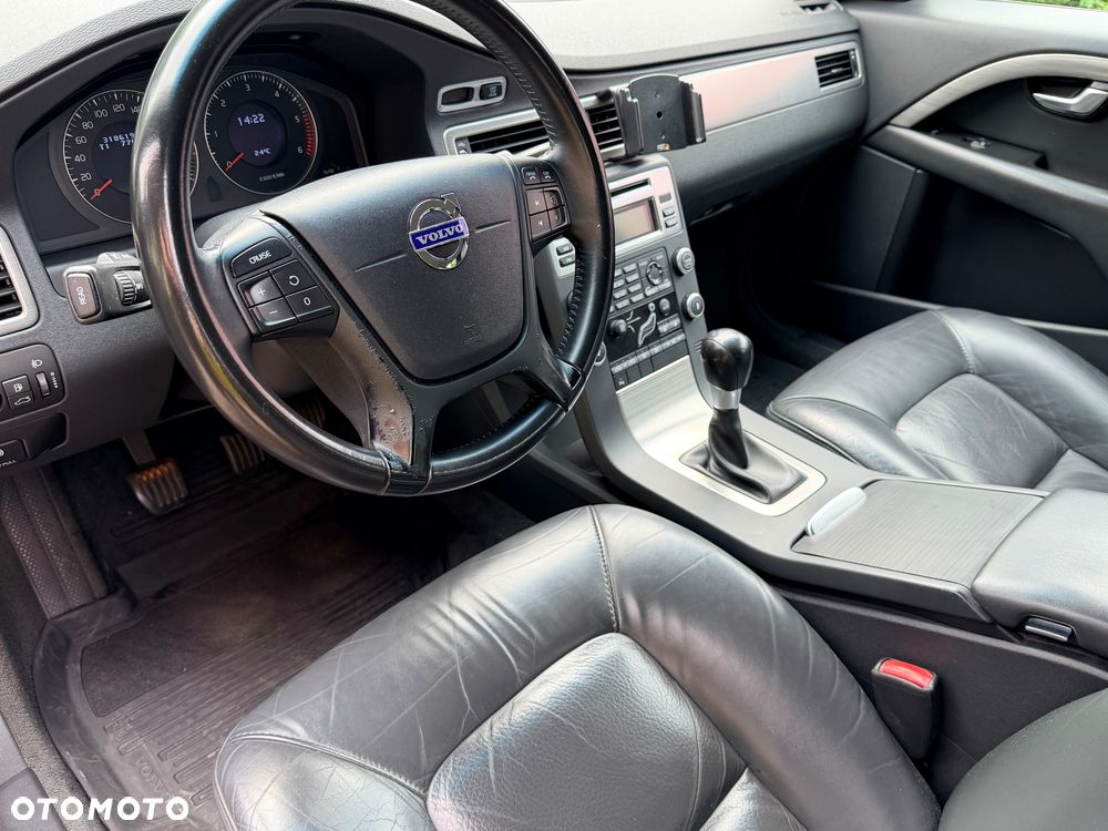 Volvo V70 2.0D Momentum - 20