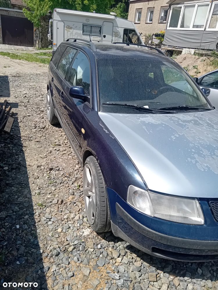 Volkswagen Passat 1.8 - 6