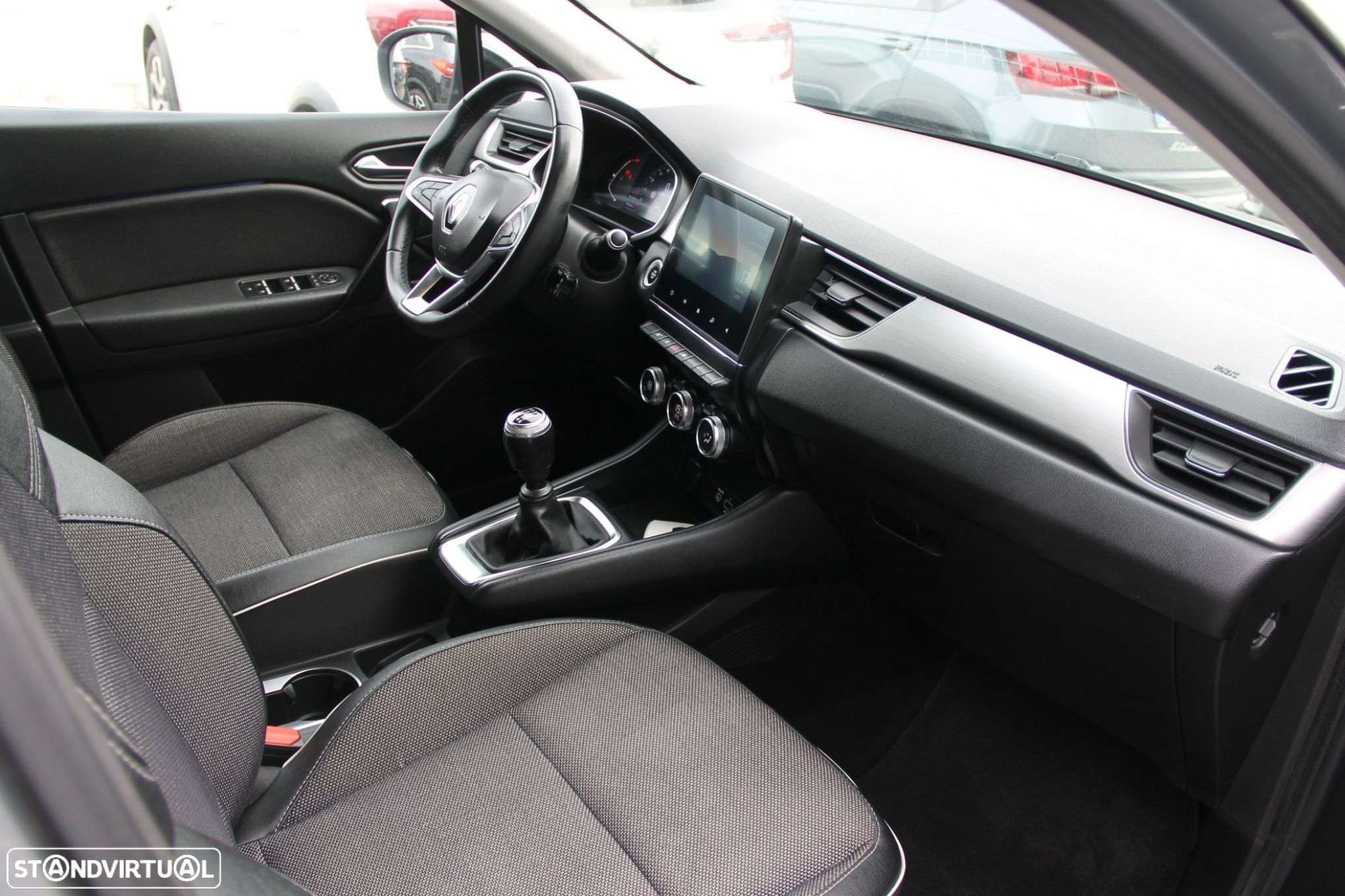 Renault Captur 1.0 TCe Equilibre - 9