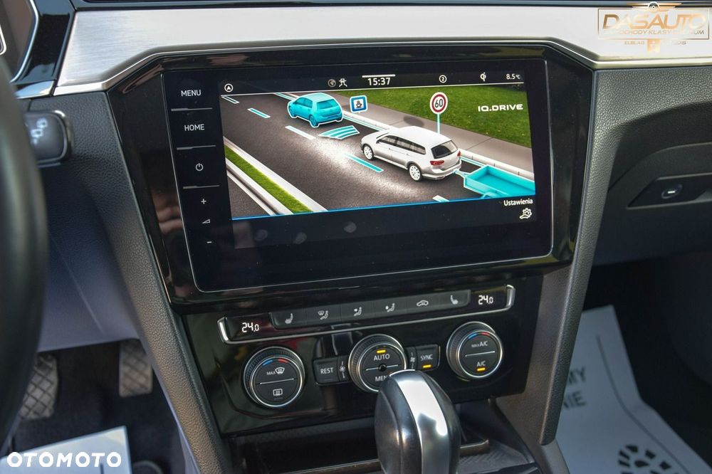 Volkswagen Passat - 26