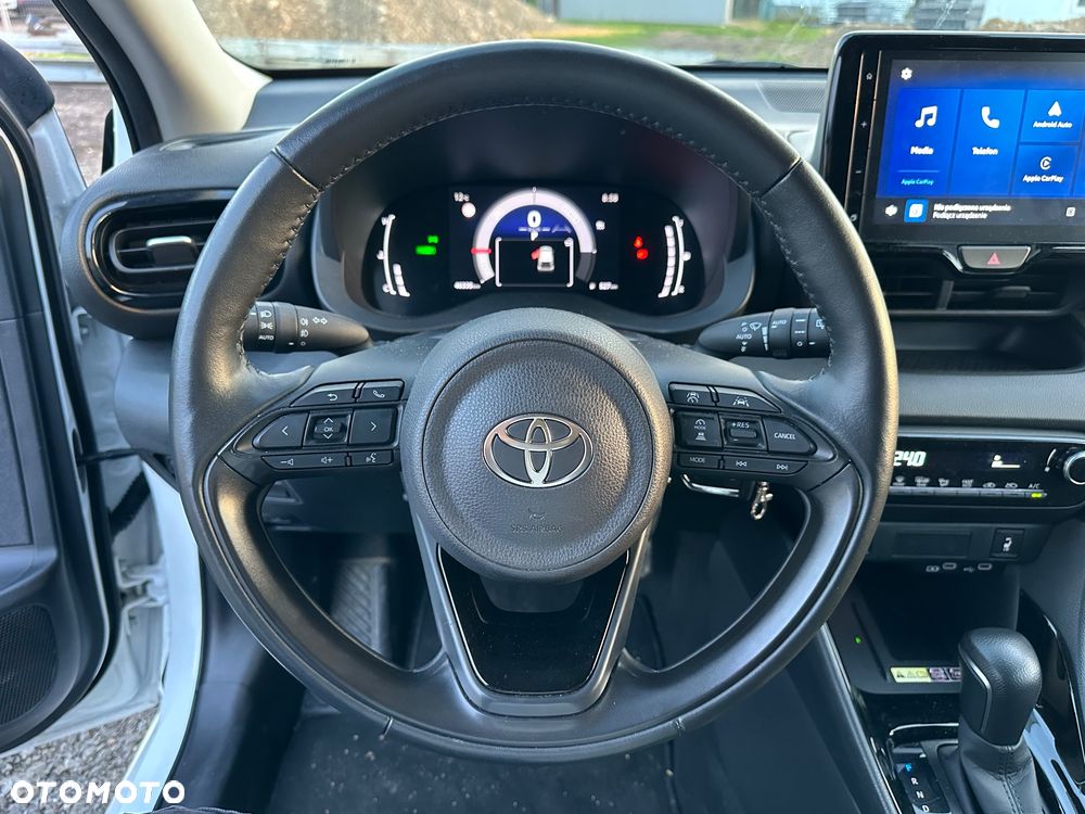 Toyota Yaris - 25