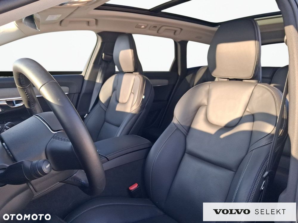 Volvo V90 - 16