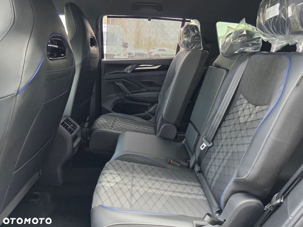 Volkswagen Tayron 2.0 TDI SCR 4Mot R-Line Plus DSG - 18