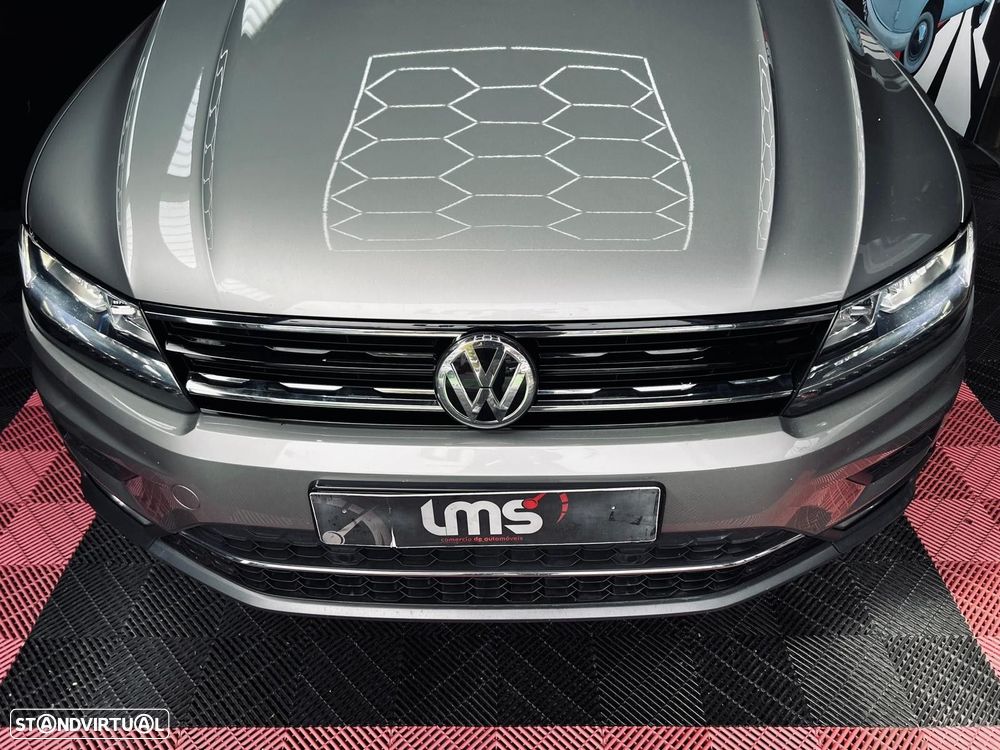 VW Tiguan 2.0 TDI Confortline DSG - 7