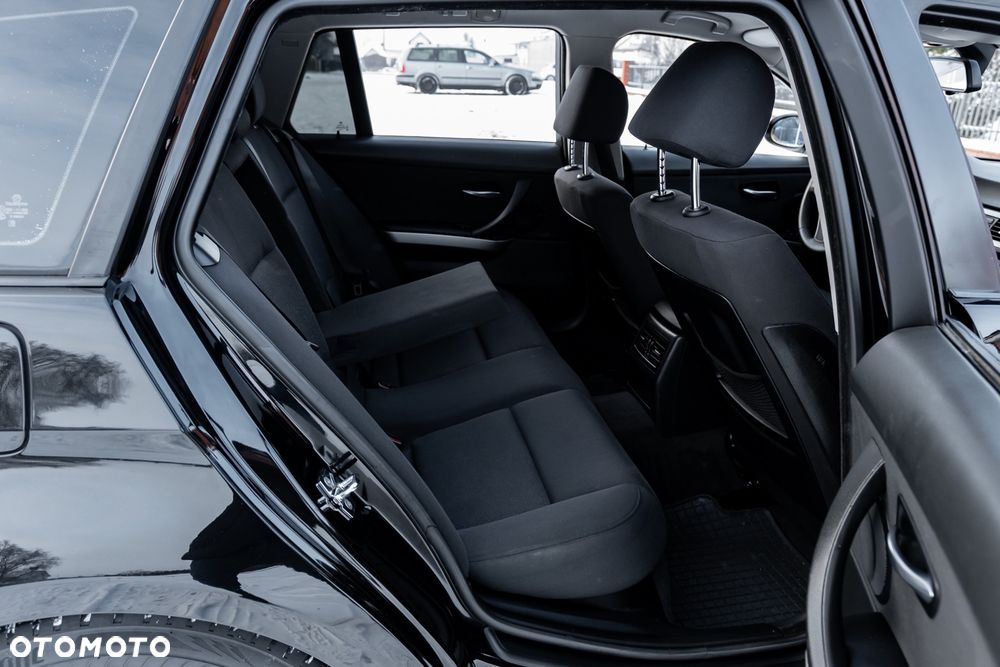 BMW Seria 3 320d DPF - 20