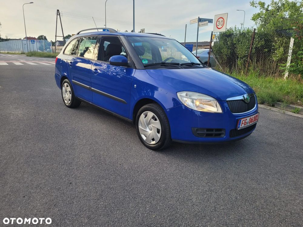 Skoda Fabia 1.4 16V STYLE Edition - 3