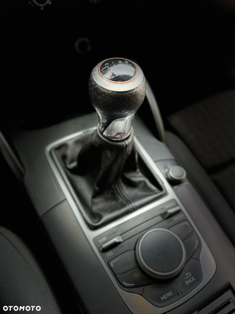 Audi A3 3-drzwiowe 2.0 TDI Ambition - 16