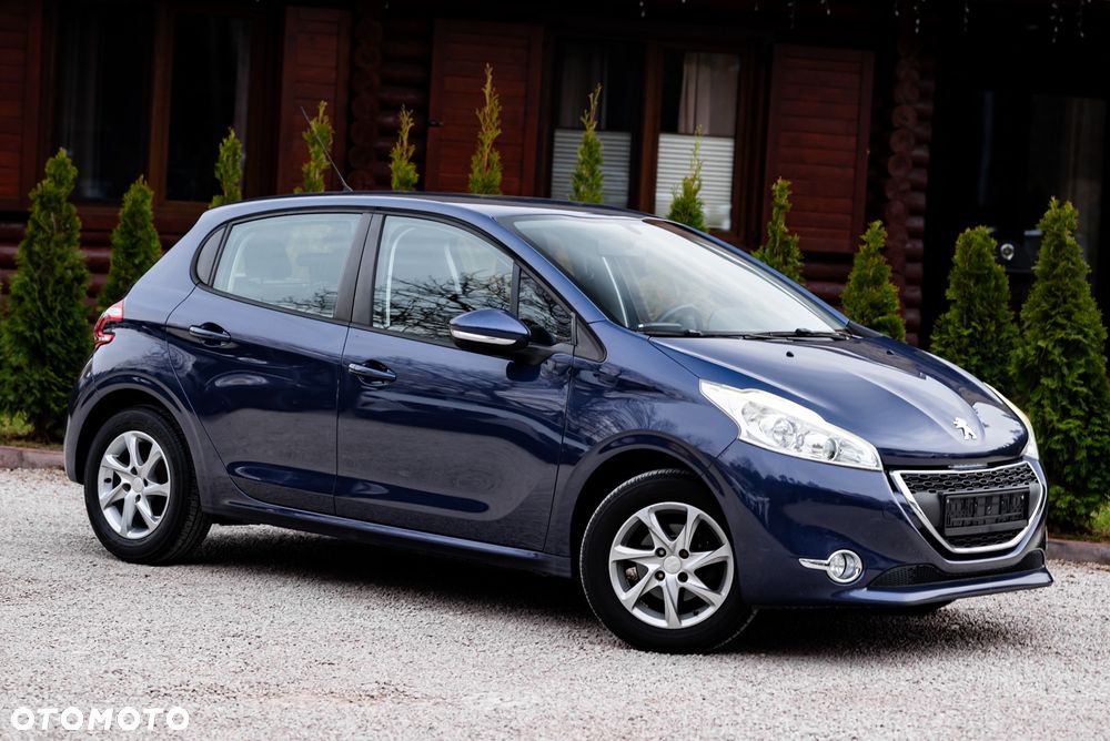 Peugeot 208 PureTech 82 Allure - 6