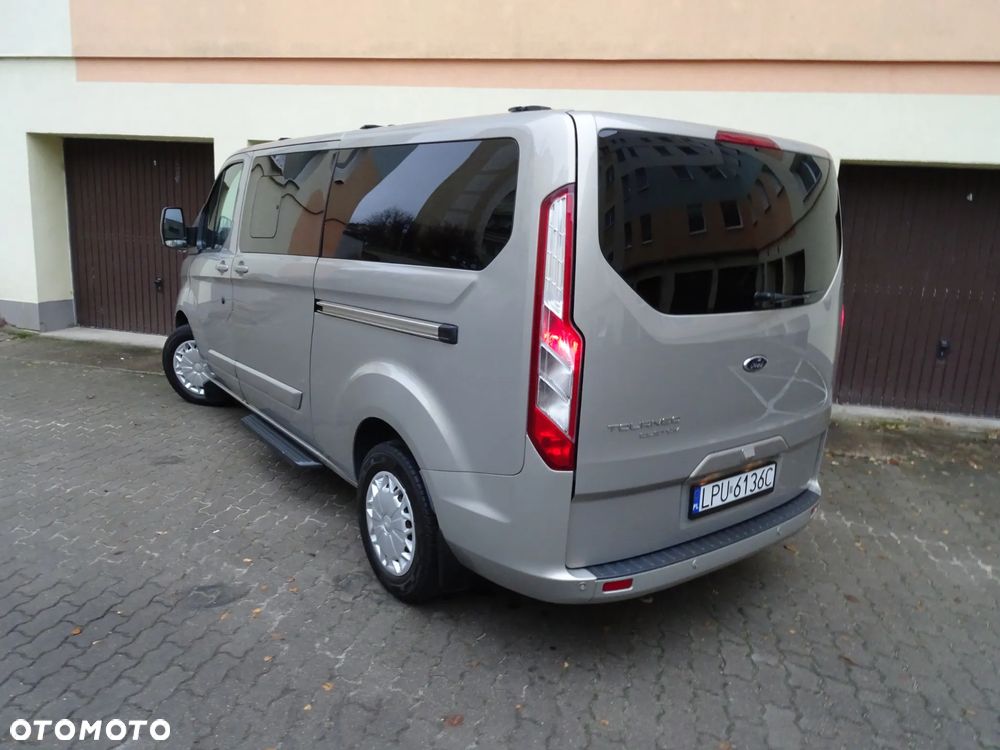 Ford Tourneo Custom 2.0 TDCi L2 Titanium - 4
