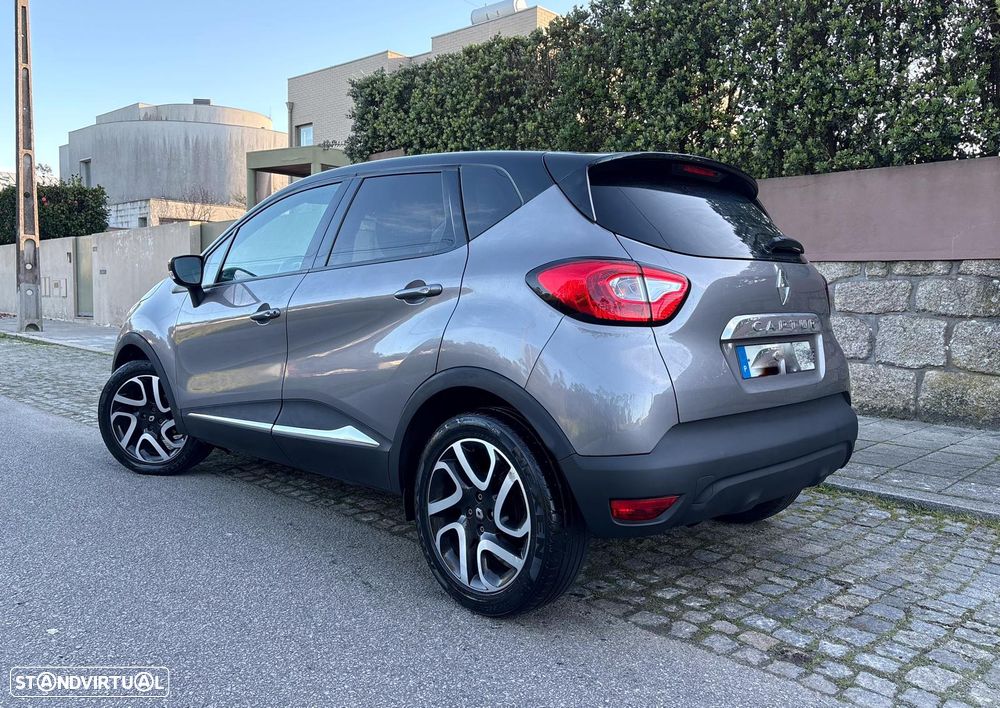 Renault Captur 0.9 TCE Exclusive - 11