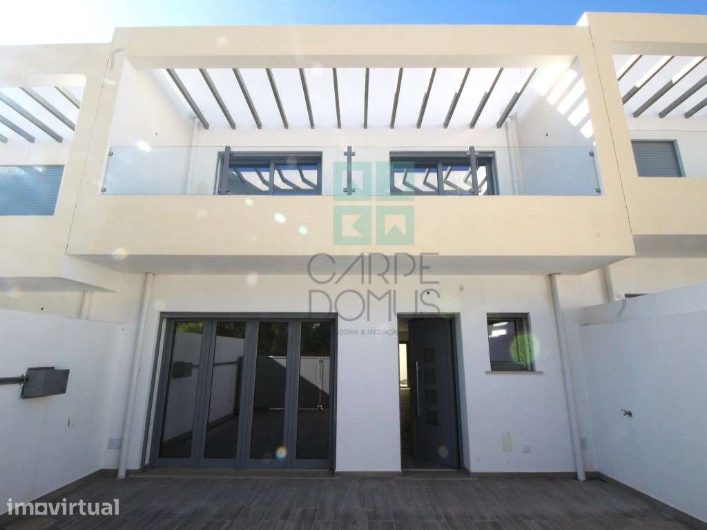 Exclusiva Moradia T3+1 em Tavira - Modernidade, Conforto e Qualidad... - Grande imagem: 2/27