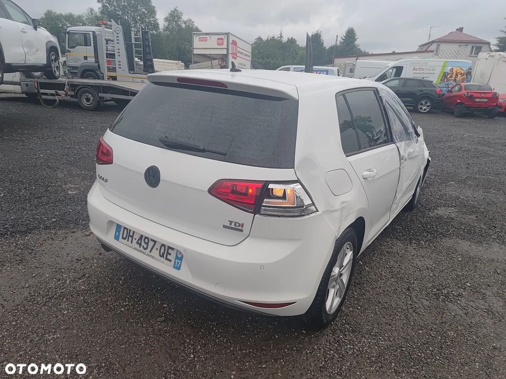 Volkswagen Golf 1.6 TDI Trendline - 11