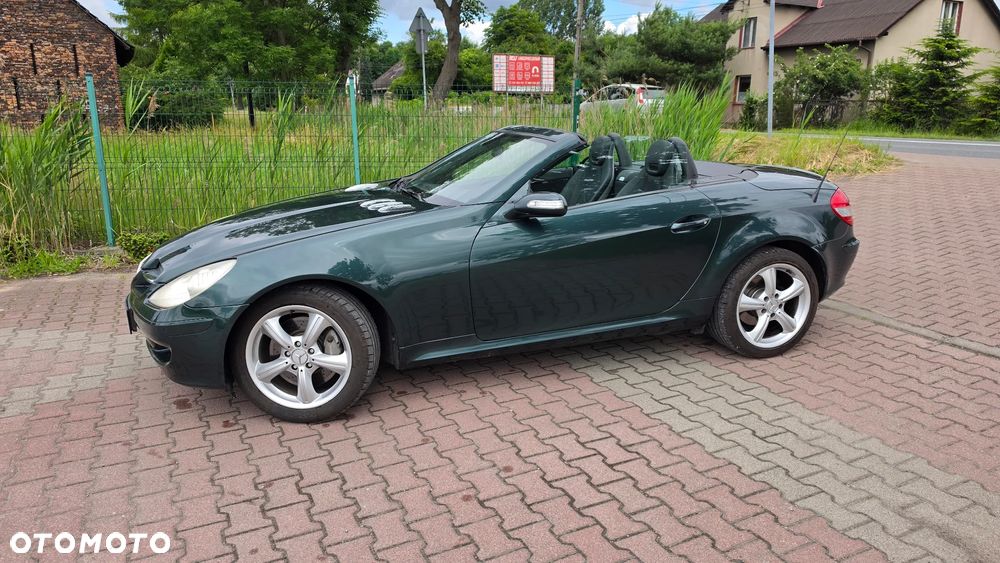 Mercedes-Benz SLK 350 7G-TRONIC - 25
