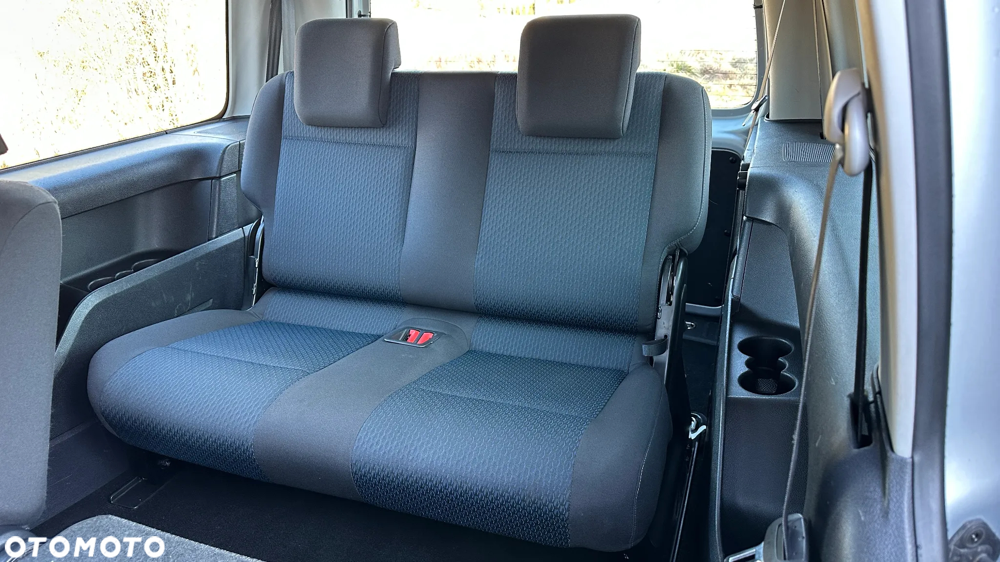 Volkswagen Caddy - 21