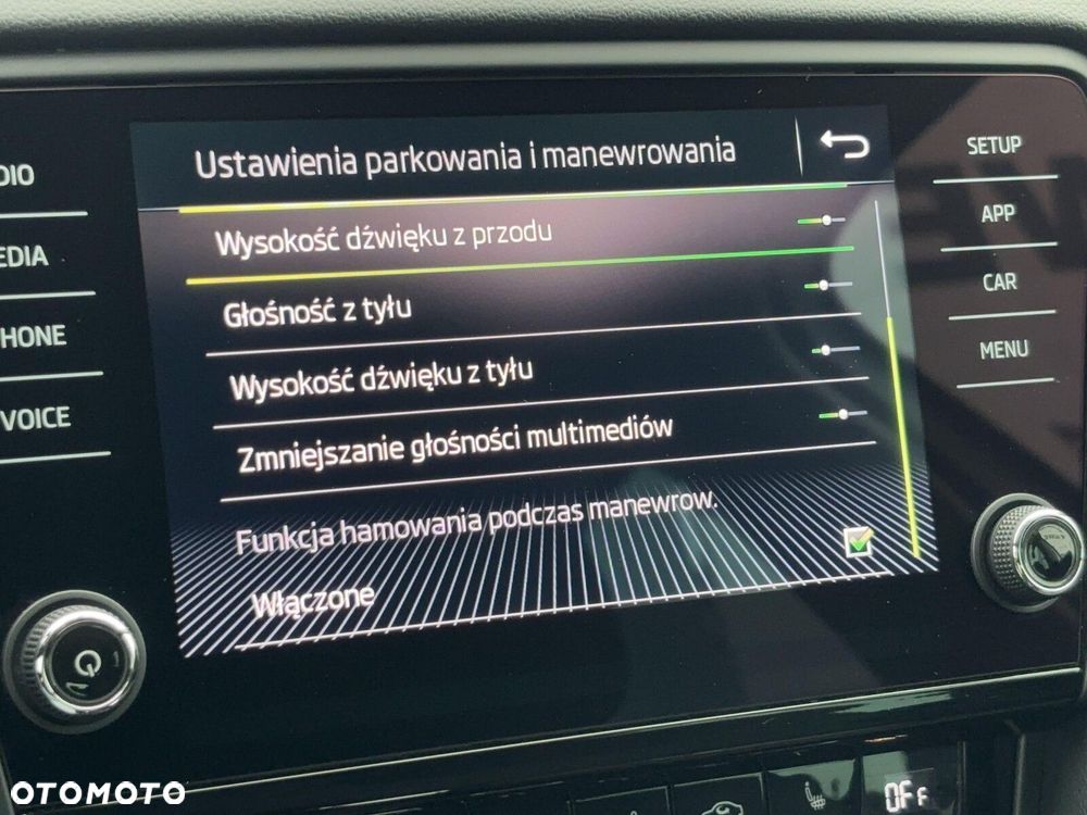Skoda Octavia 1.5 TSI ACT Style DSG - 30