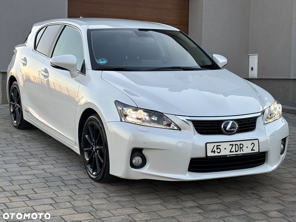 Lexus CT 200h Prestige - 2