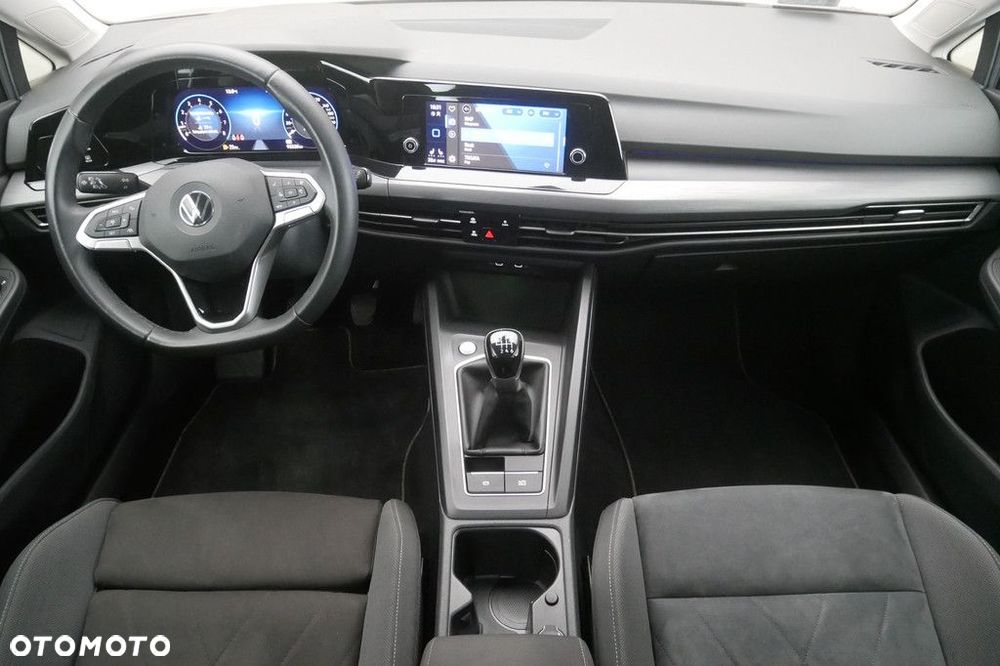 Volkswagen Golf Variant - 8