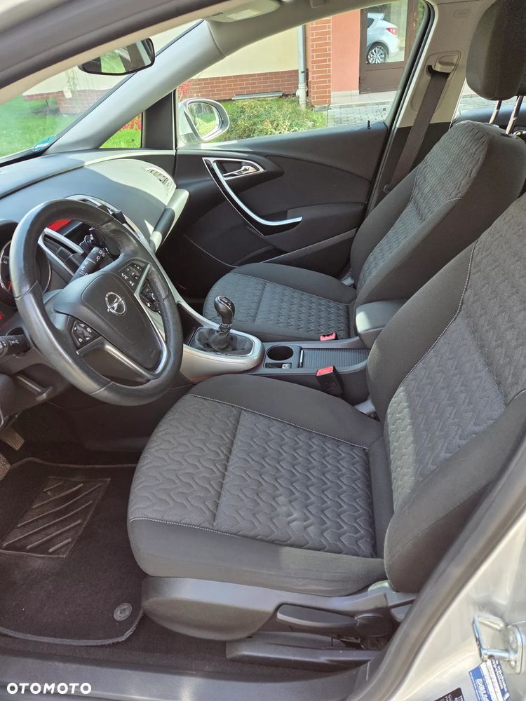 Opel Astra 1.4 Turbo Active - 11