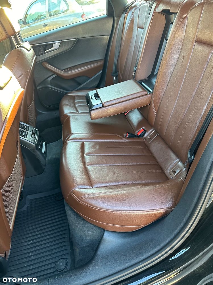 Audi A4 Limousine 2.0 TFSI Quattro S tronic - 12