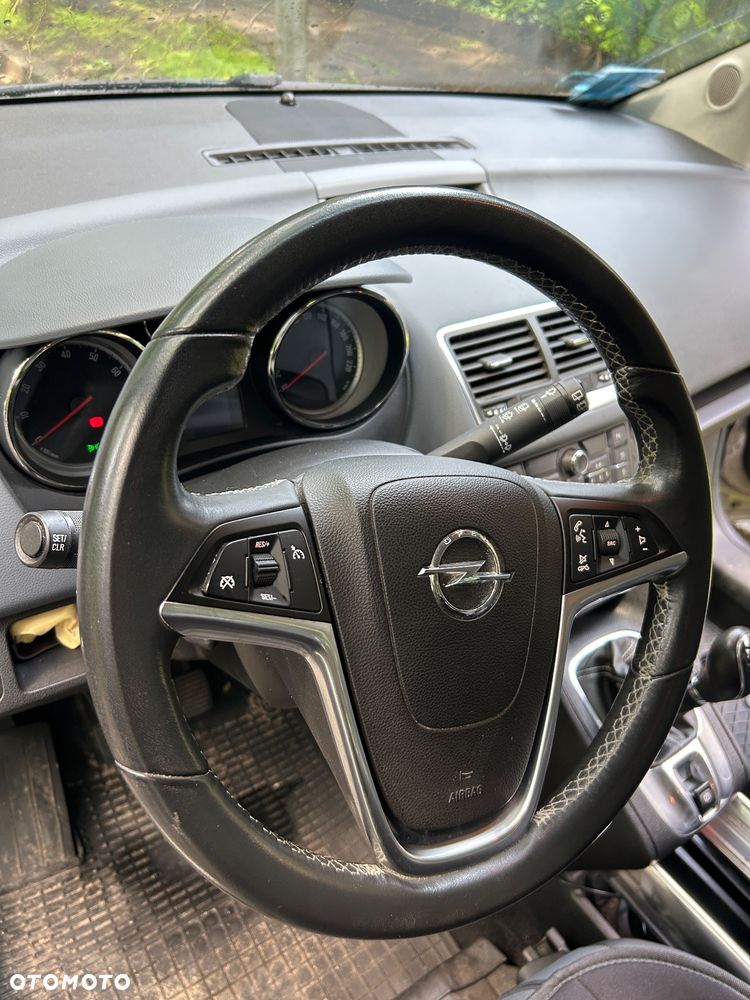 Opel Meriva - 10