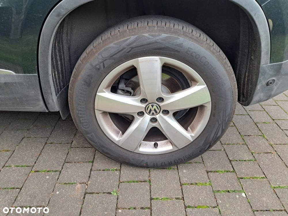 Volkswagen Tiguan - 22