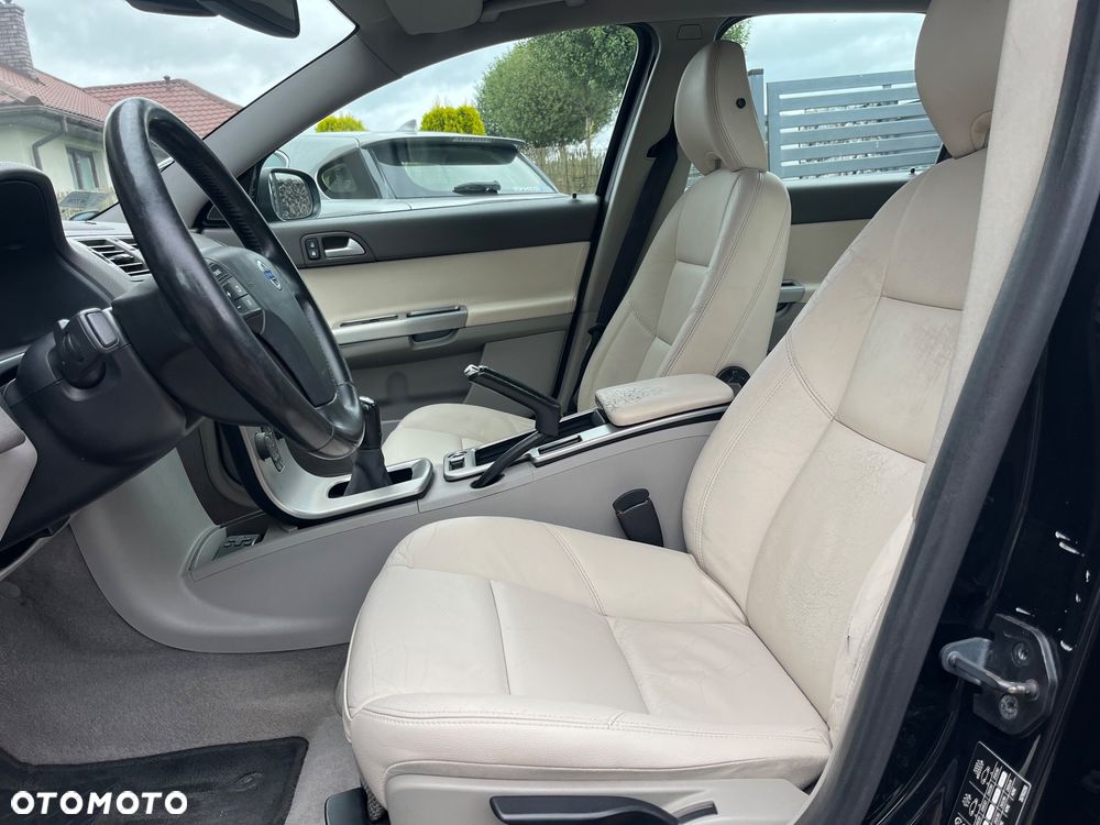 Volvo V50 DPF DRIVe - 22