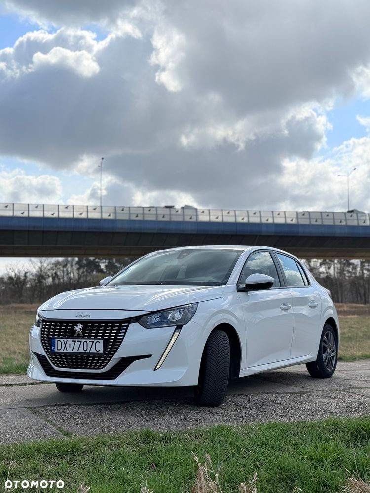 Peugeot 208 - 4