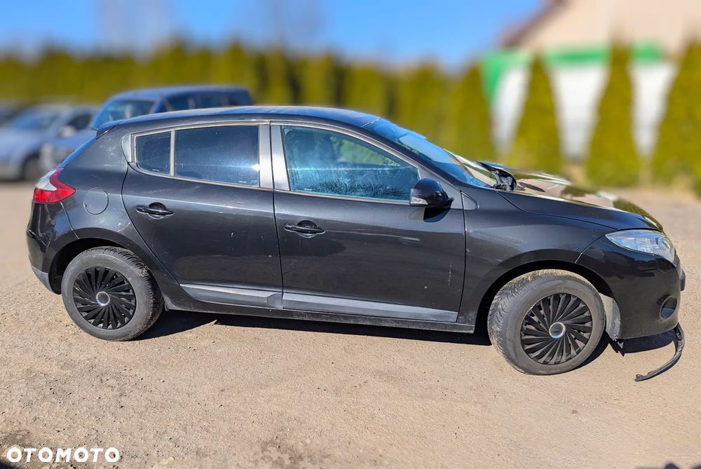 Renault Megane III 1.5 dCi - części / rozbiórka - 2
