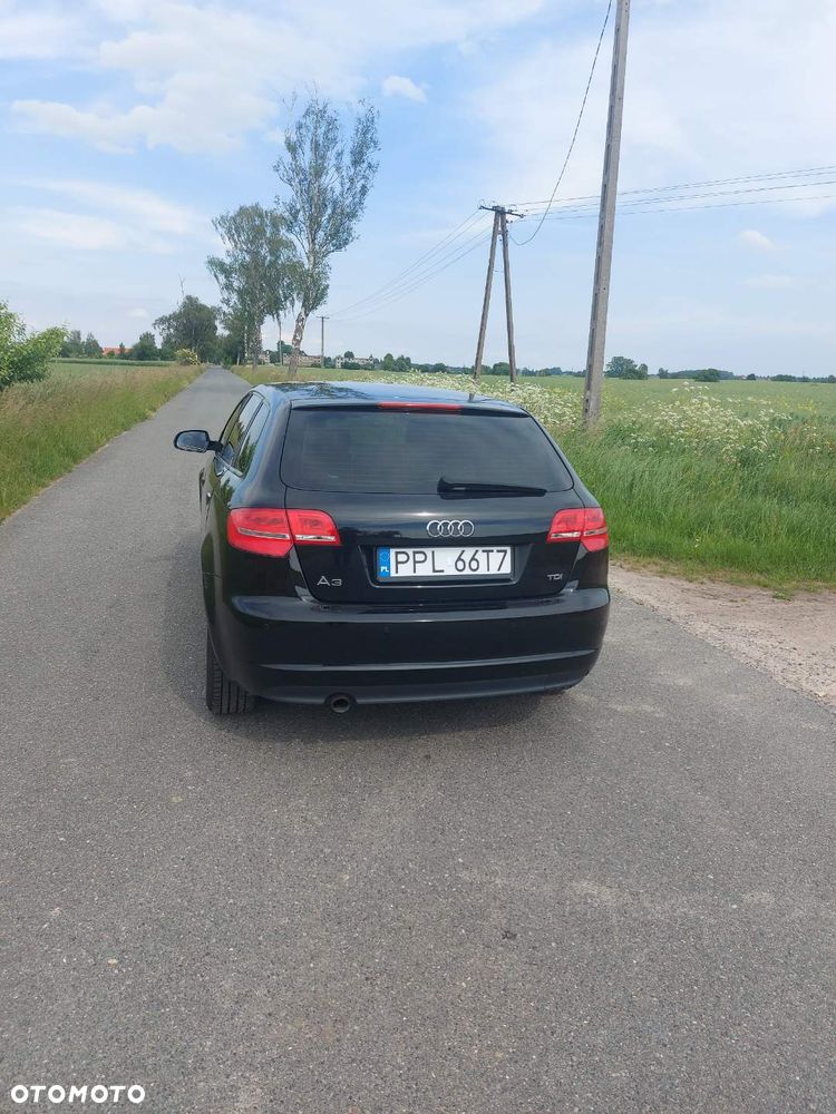 Audi A3 Sportback 1.6 TDI Ambition S tronic - 6