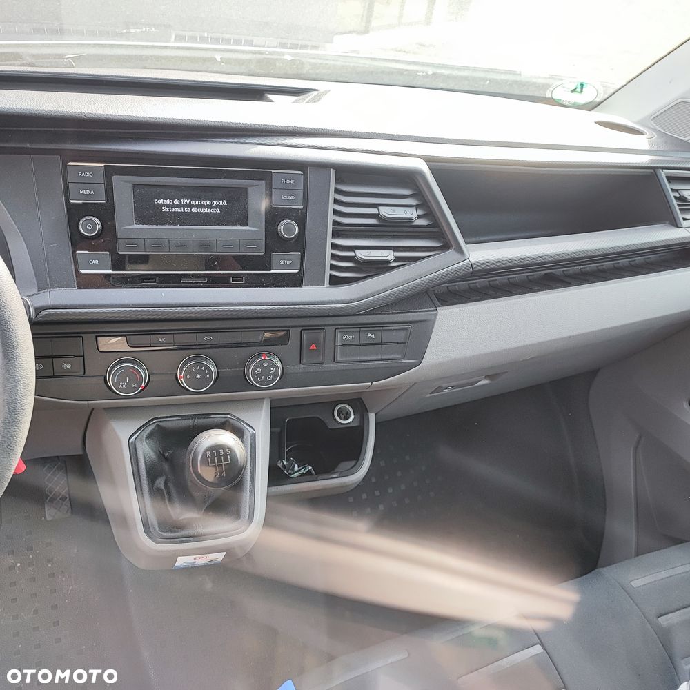 Volkswagen TRANSPORTER T6 - 12