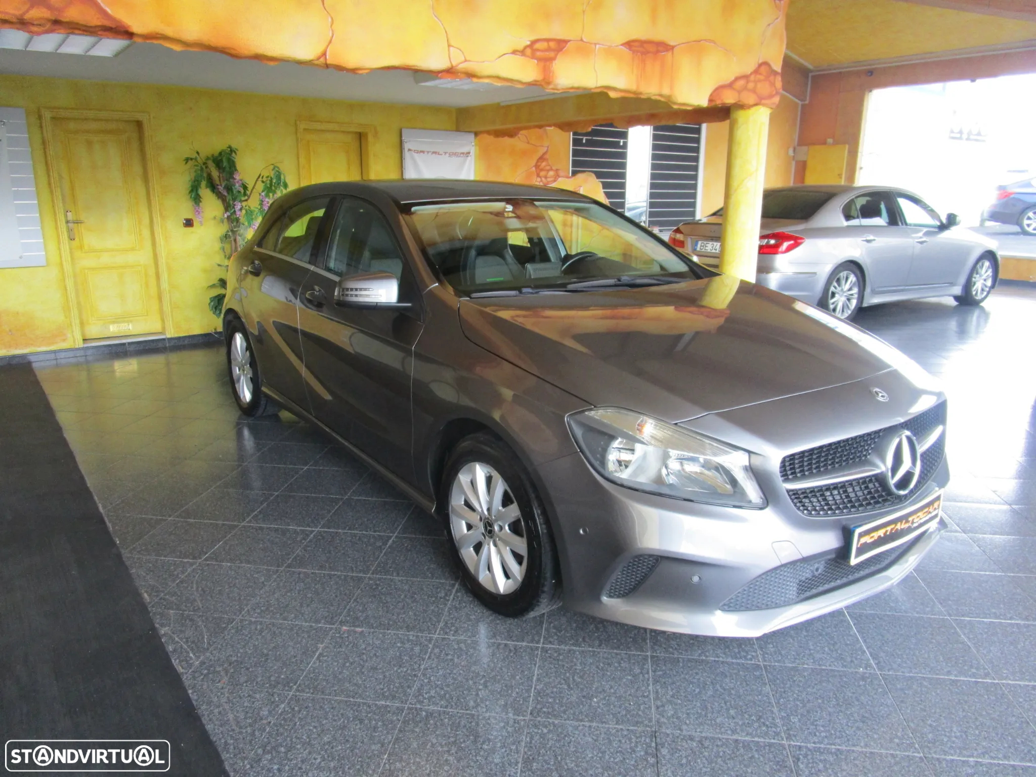 Mercedes-Benz A 160 d Urban - 2