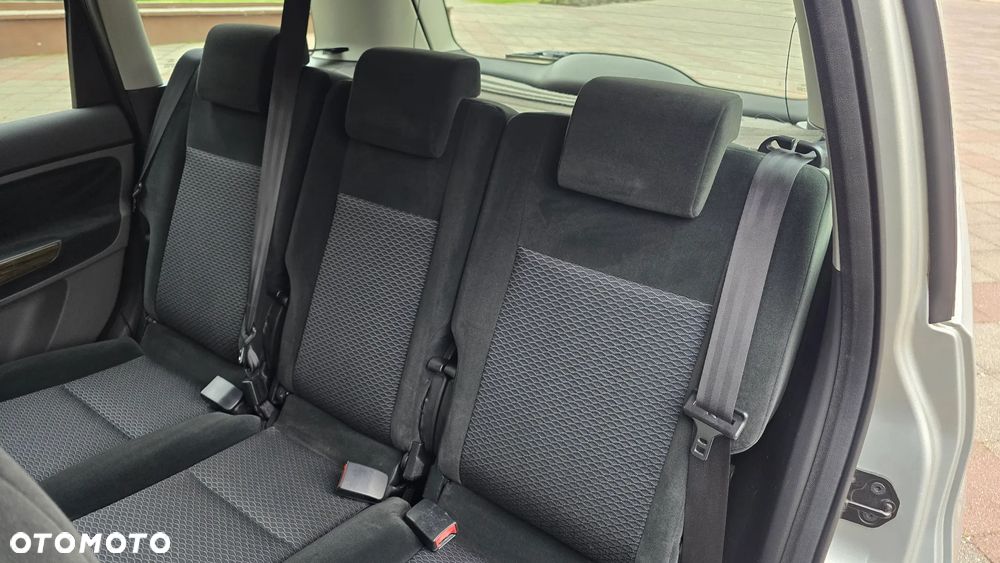 Ford C-MAX 1.8 Ghia - 26