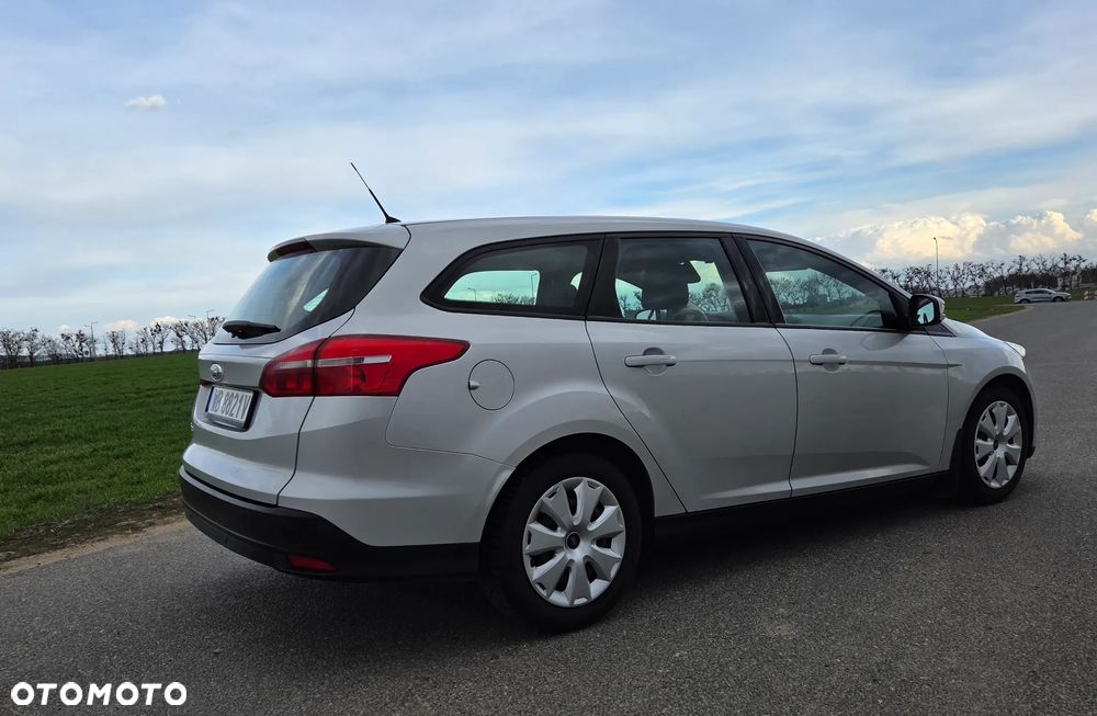 Ford Focus 1.5 TDCi Trend ECOnetic ASS - 4